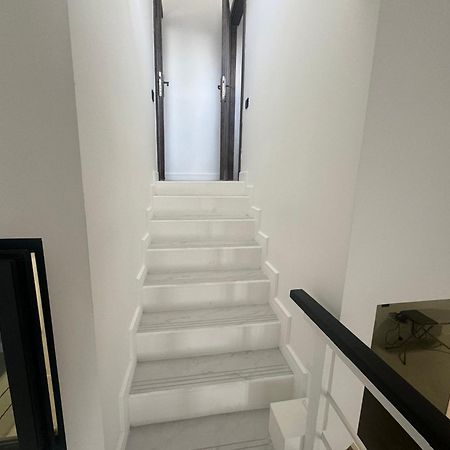 Luxe Apartment In Center Єреван Екстер'єр фото