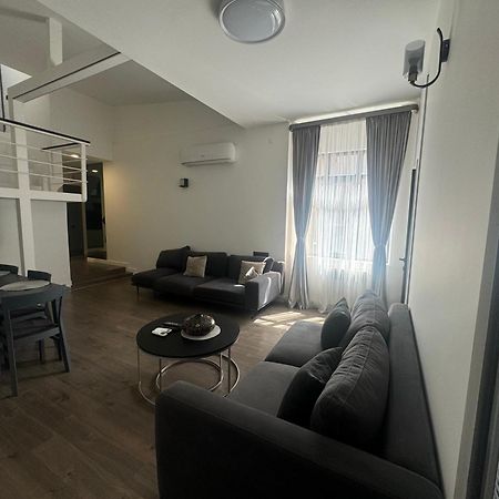 Luxe Apartment In Center Єреван Екстер'єр фото
