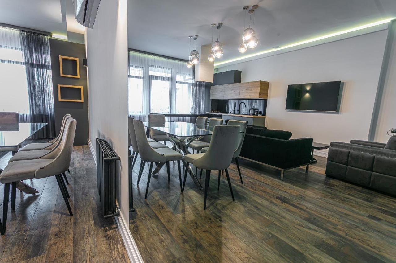 Luxe Apartment In Center Єреван Екстер'єр фото