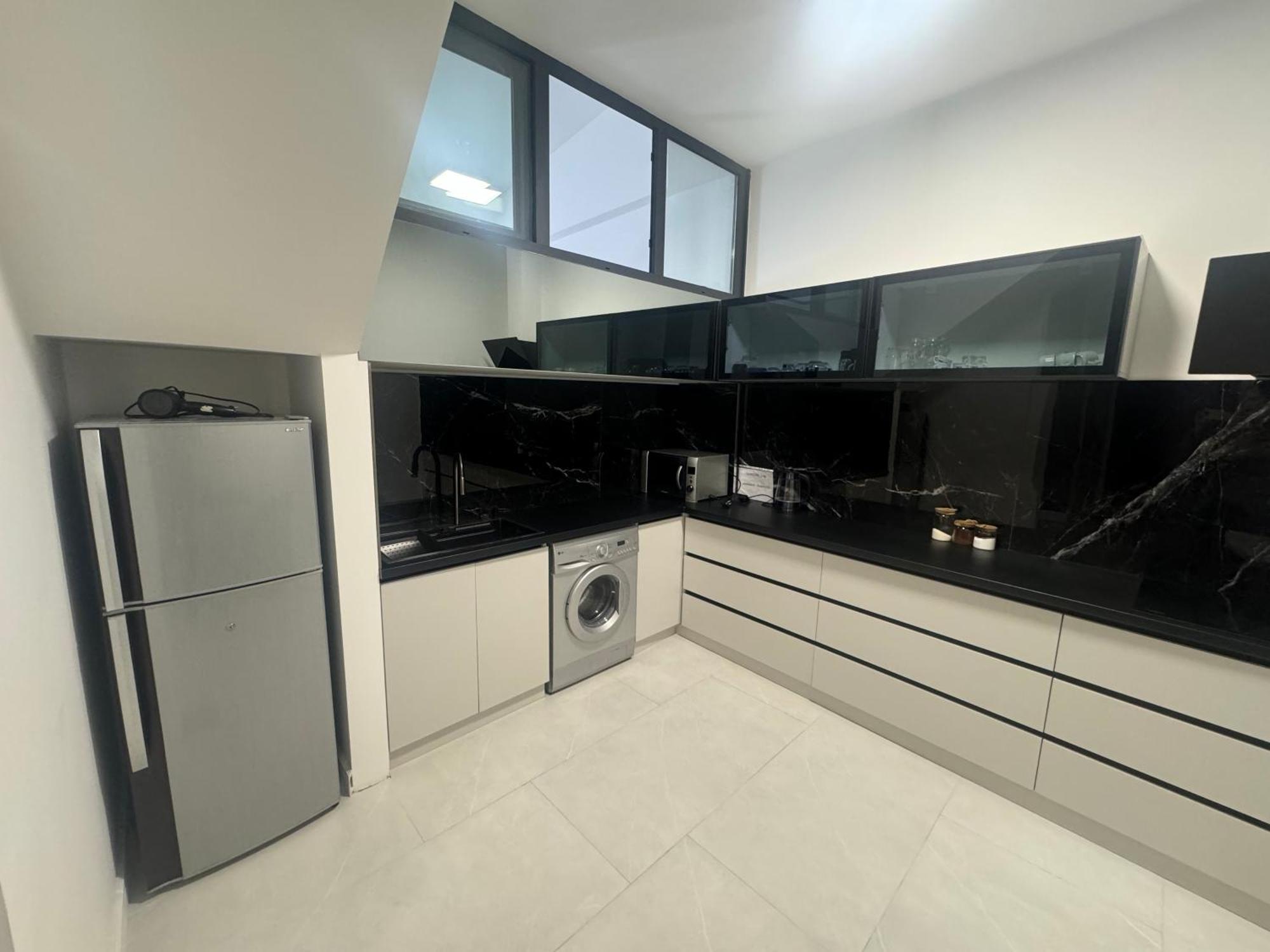 Luxe Apartment In Center Єреван Екстер'єр фото